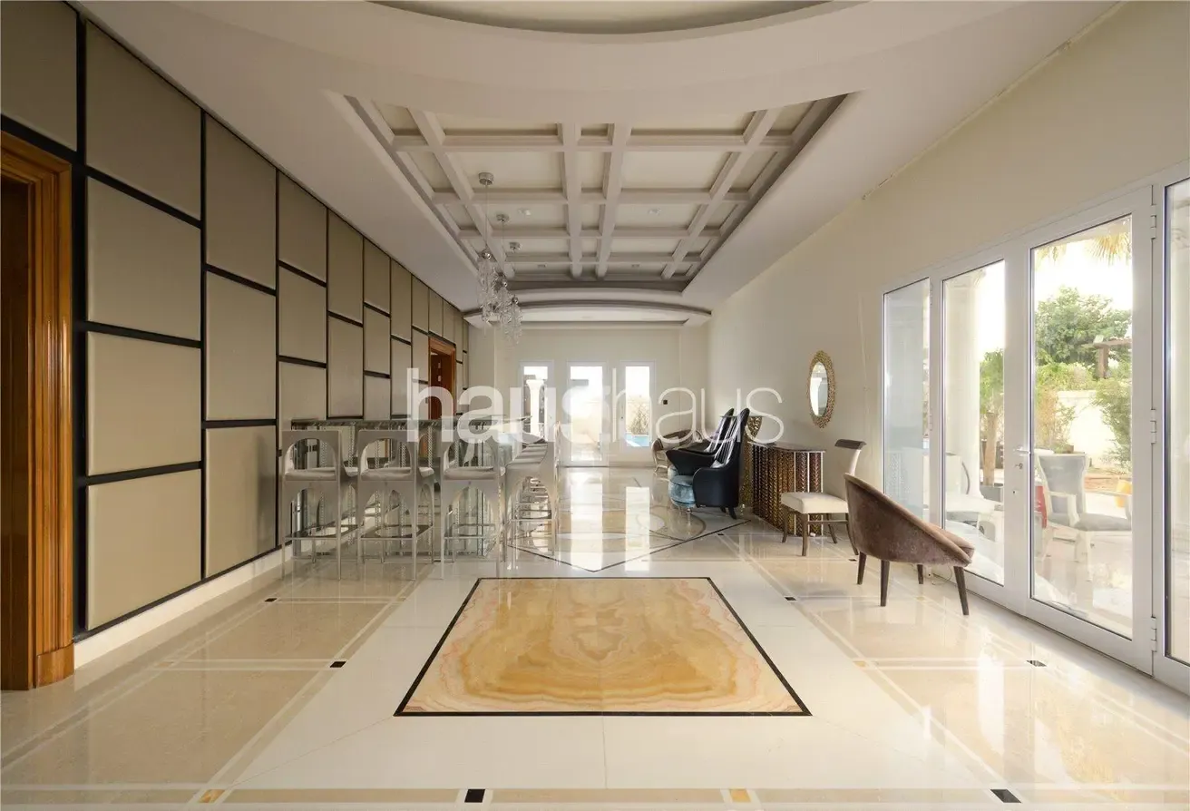 Elite Location | Lake View | Italian Furnishings