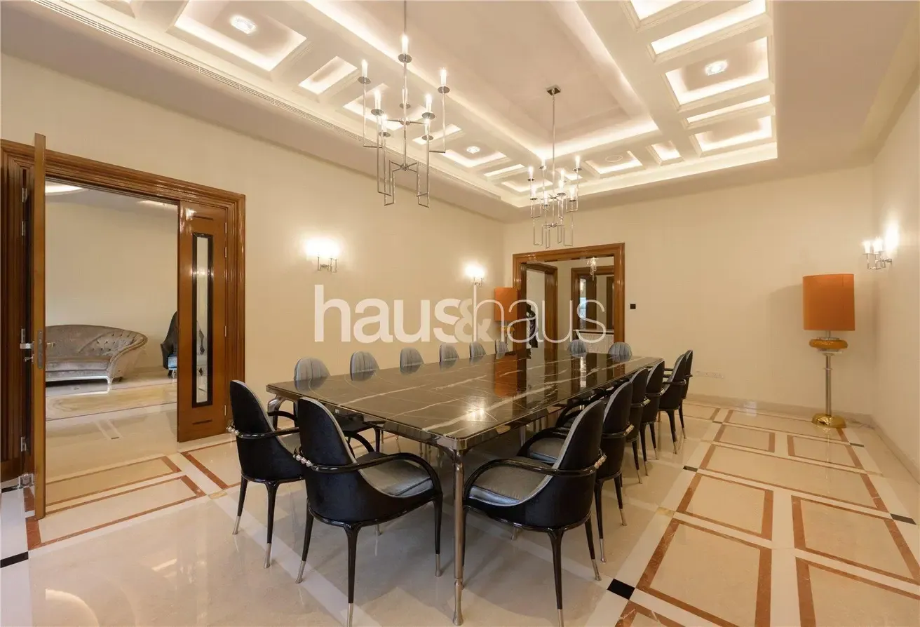 Elite Location | Lake View | Italian Furnishings