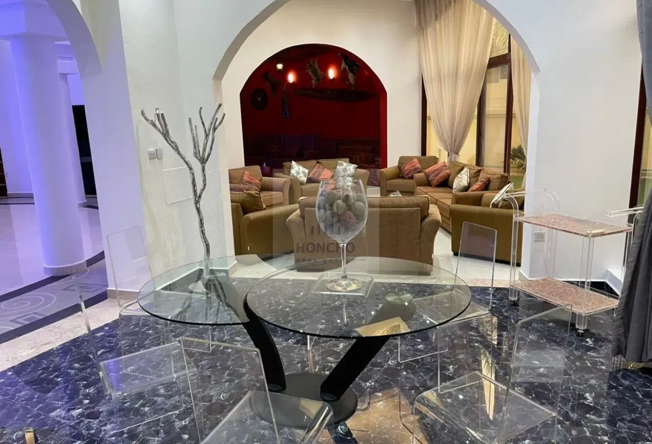 8 BR Luxury Villa with Lake View | Private Pool