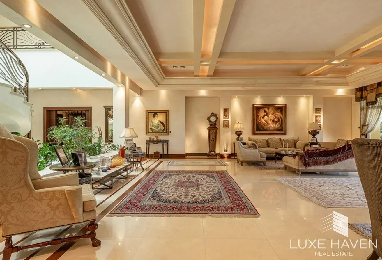 Exquisite Villa | 7 Beds | Modern Interior