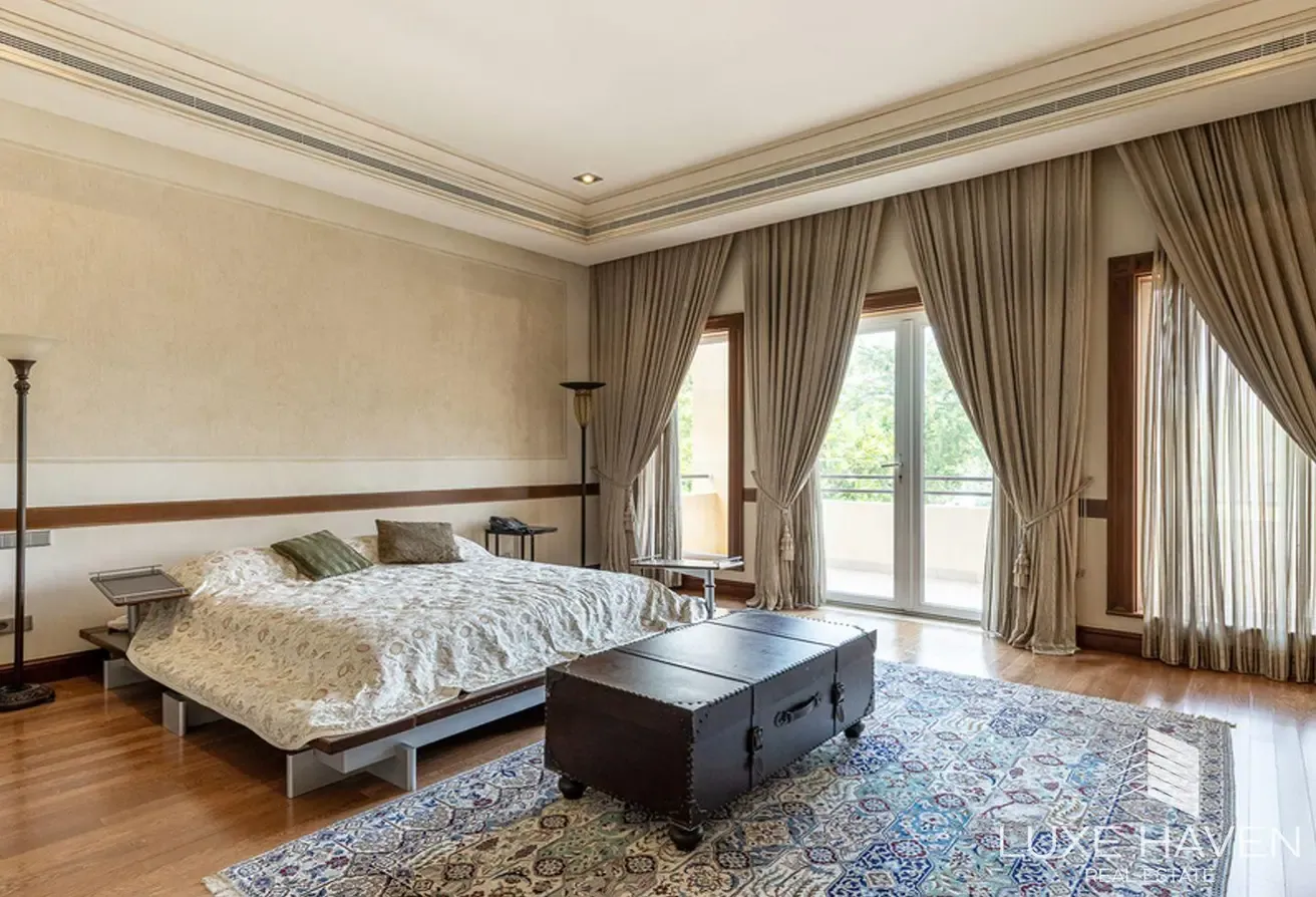 Exquisite Villa | 7 Beds | Modern Interior