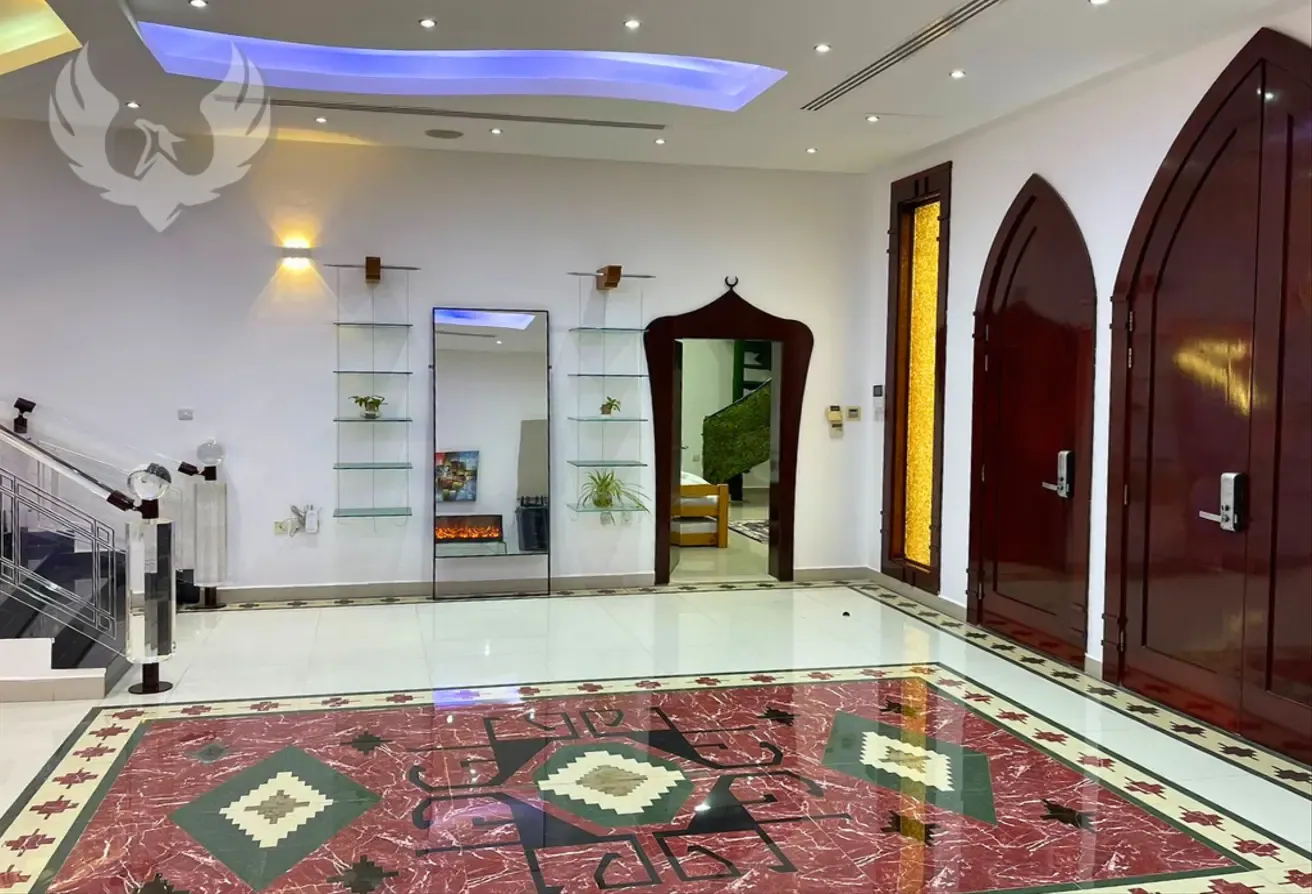 Ultra Luxury w/ Elevator | Pool | Jacuzzi | Cinema