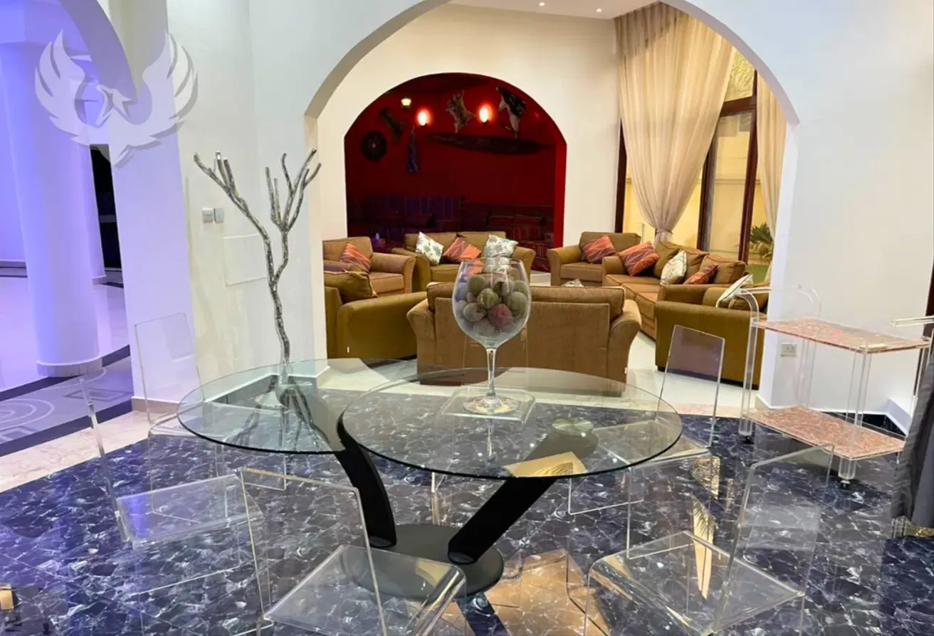 Ultra Luxury w/ Elevator | Pool | Jacuzzi | Cinema
