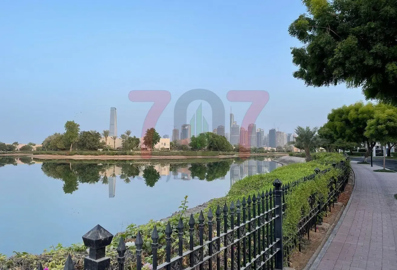 Luxury Villa | Lake View | Emirates Hills