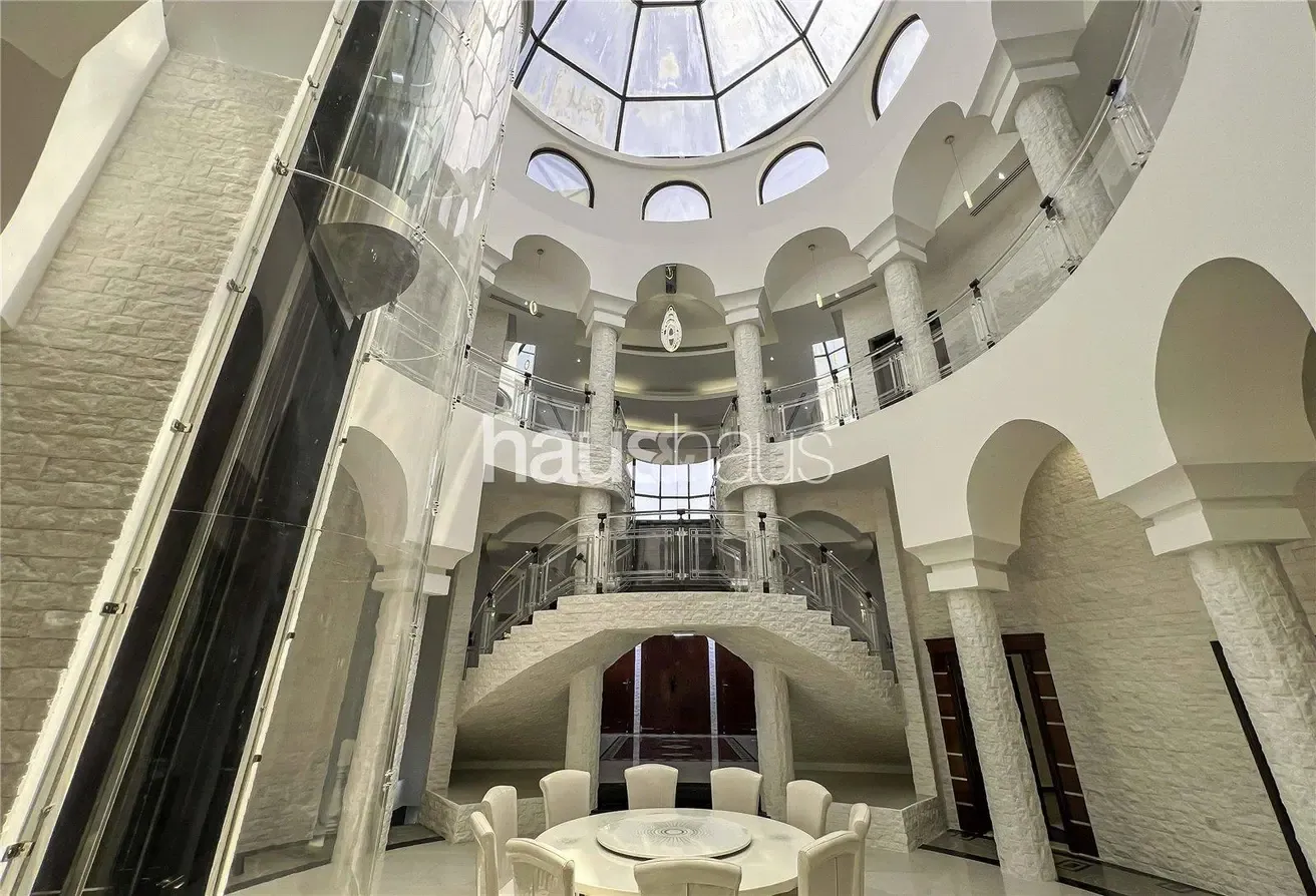 Emirates Hills | Stunning Lake Views | Vacant