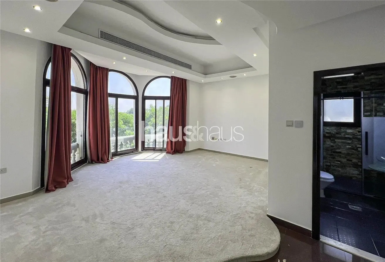 Emirates Hills | Stunning Lake Views | Vacant