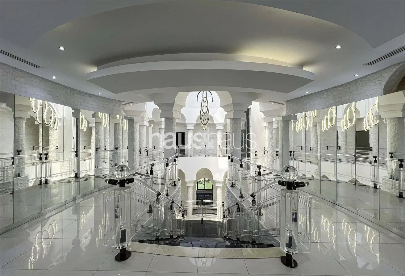 Emirates Hills | Stunning Lake Views | Vacant
