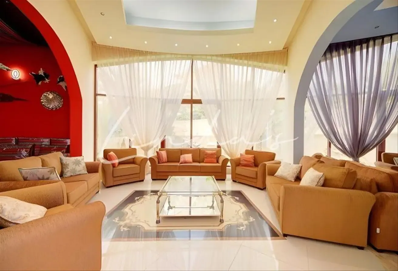 Luxury | Fully Furnished | Cinema | Jacuzzi | Pool