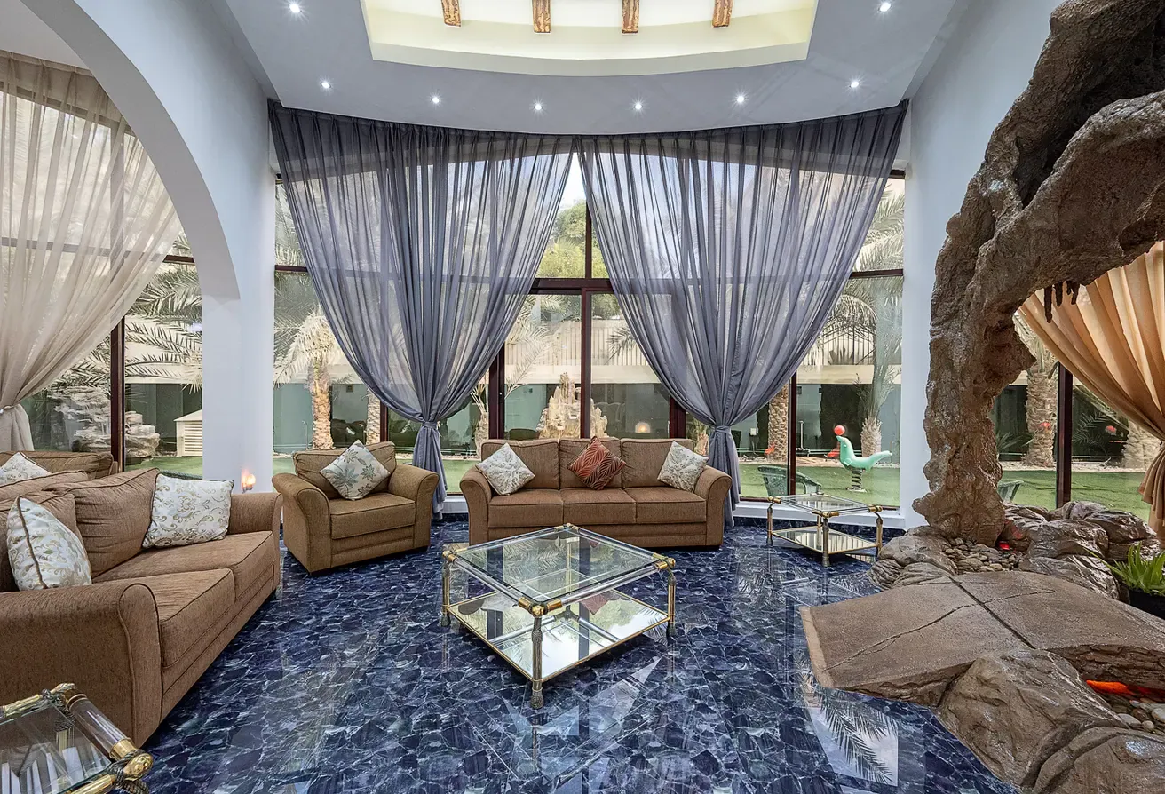 Lake Facing | Private Elevator | Private Pool |