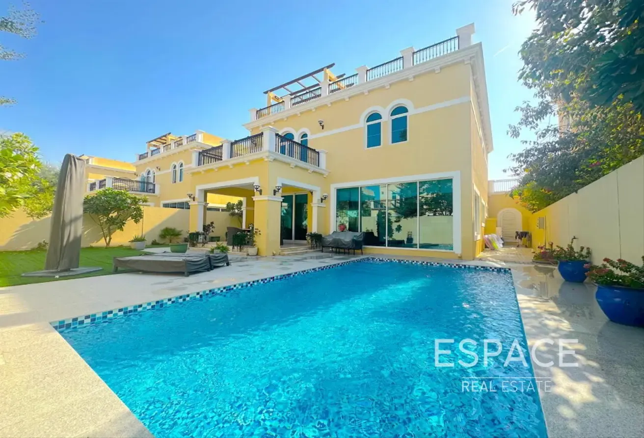 Prime Location | Park View | Private Pool