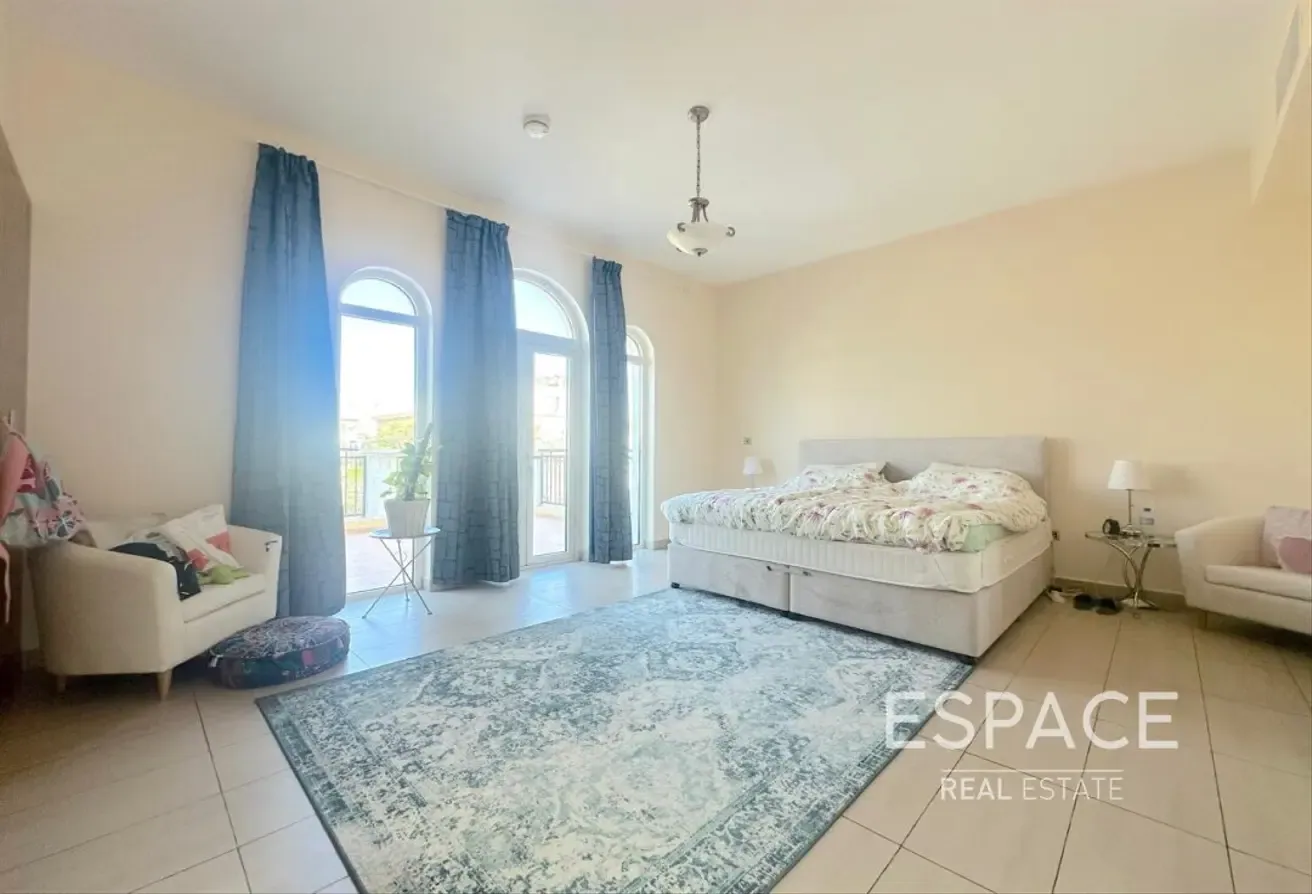 Prime Location | Park View | Private Pool