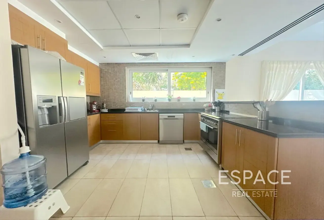 Prime Location | Park View | Private Pool