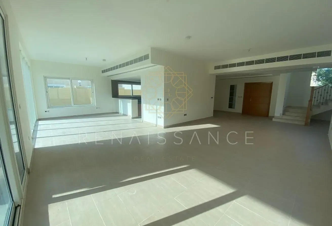 Premium Bright 4BR Villa | Vacant and Ready