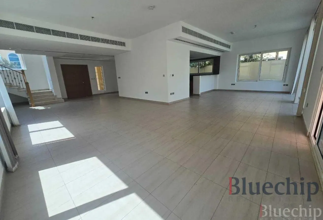 Nova 4BR Large | Lowest Price | Vacant