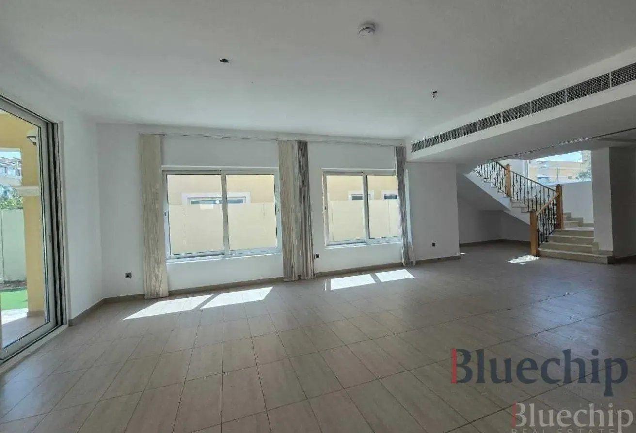 Nova 4BR Large | Lowest Price | Vacant