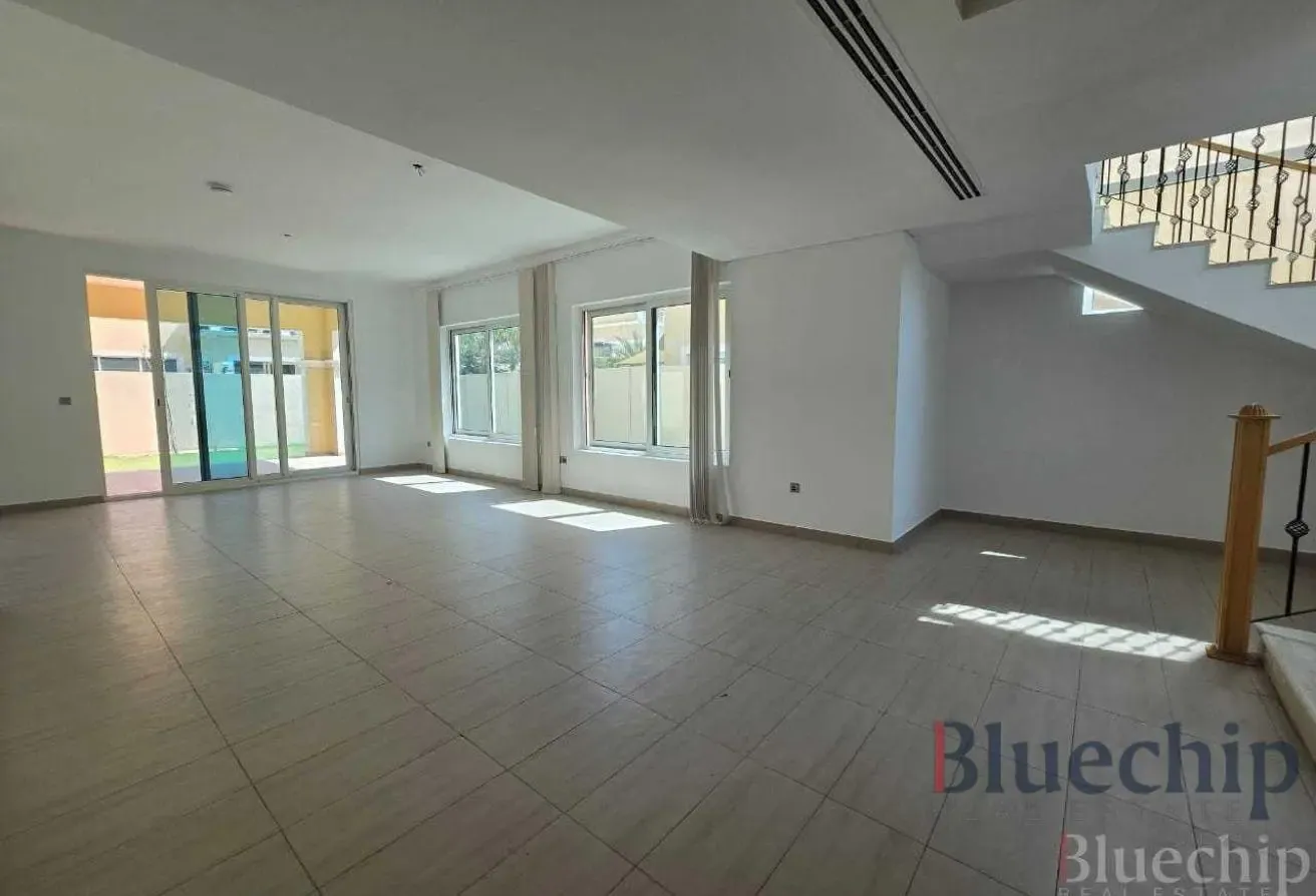 Nova 4BR Large | Lowest Price | Vacant