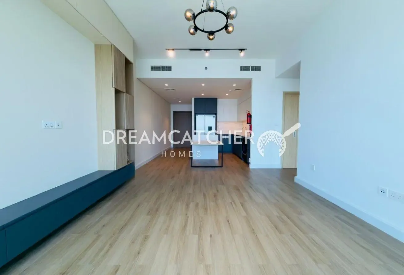 Up to 12 Cheques|Fully Upgraded|Full Marina View
