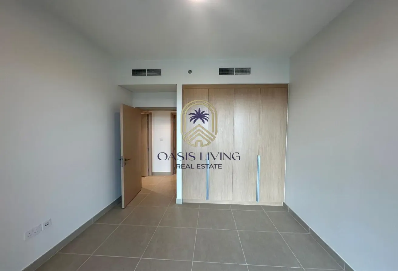 Brand New | Burj View | Spacious Layout
