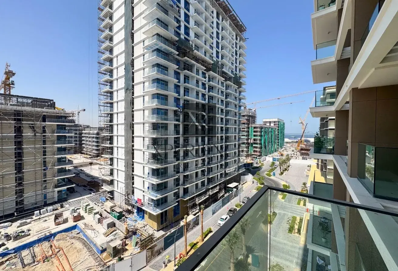 COMMUNITY EXPERT | CANAL POOL & BURJ VIEW |VACANT