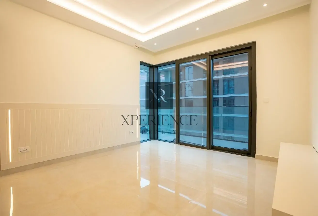 FULLY UPGRADED | MARINA VIEW | SPACIOUS LAYOUT