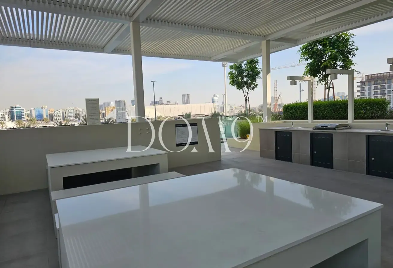 Boutique Living | Sea & Pool Views | Large Layout