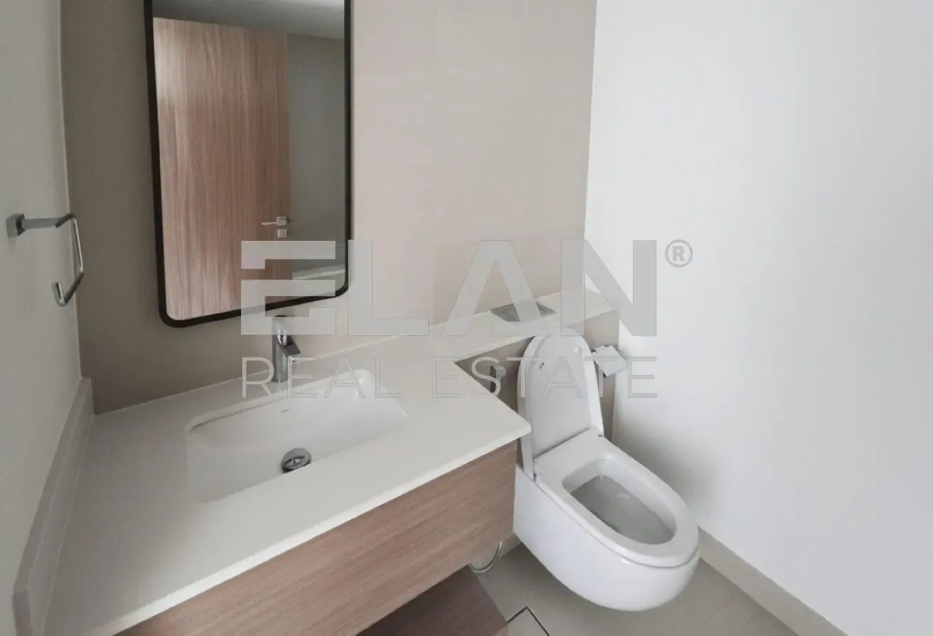 Spacious Layout | Bright Unit | Unfurnished