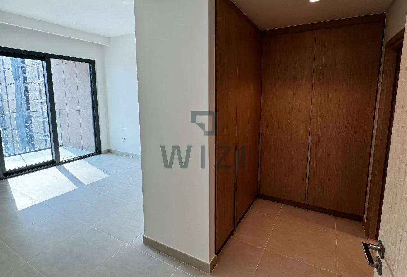 Spacious Layout | Partial Sea View | Mid Floor