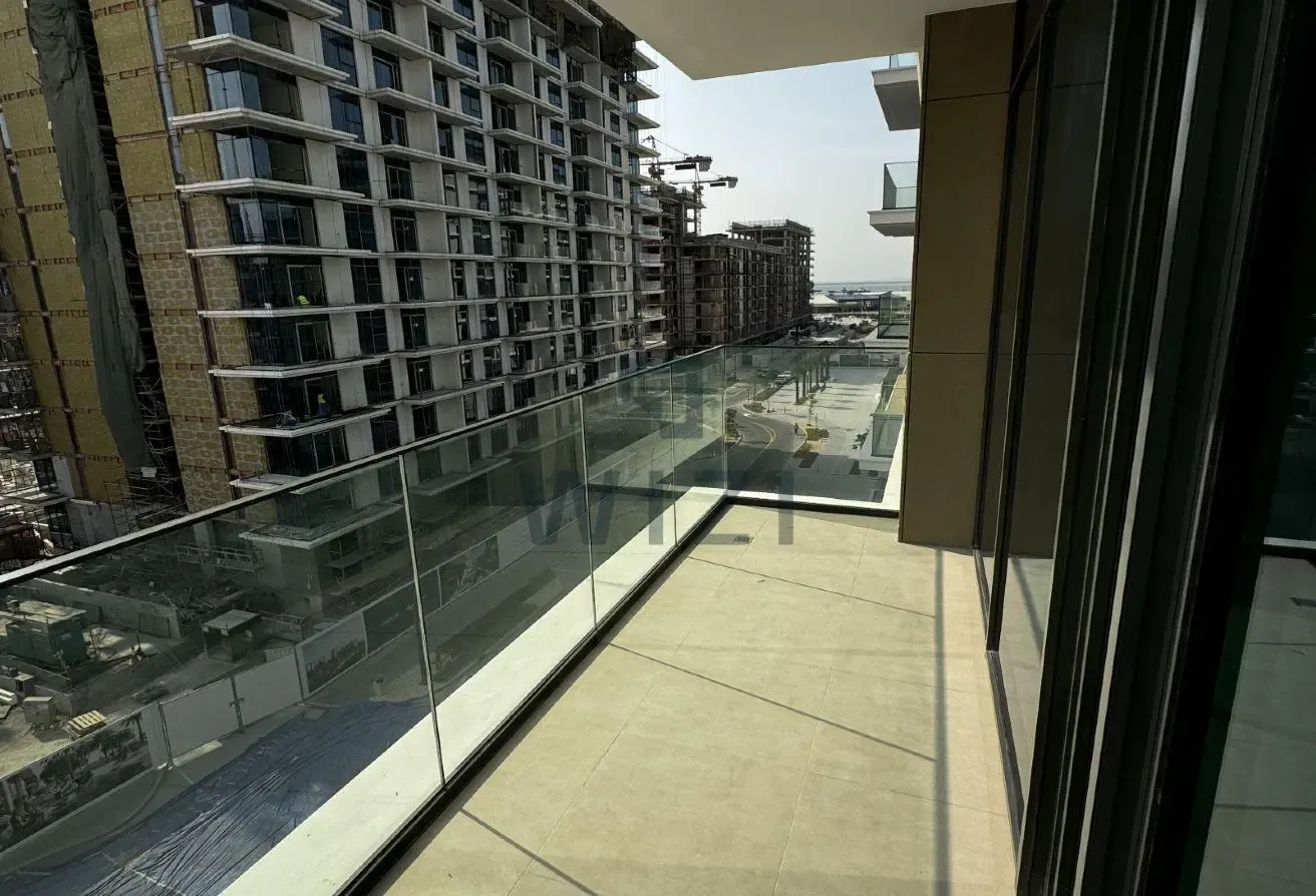 Spacious Layout | Partial Sea View | Mid Floor