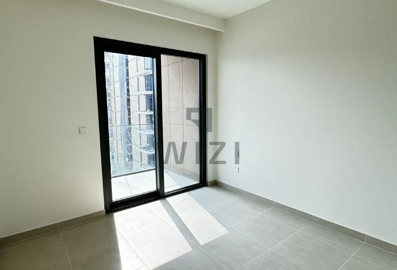 Spacious Layout | Partial Sea View | Mid Floor