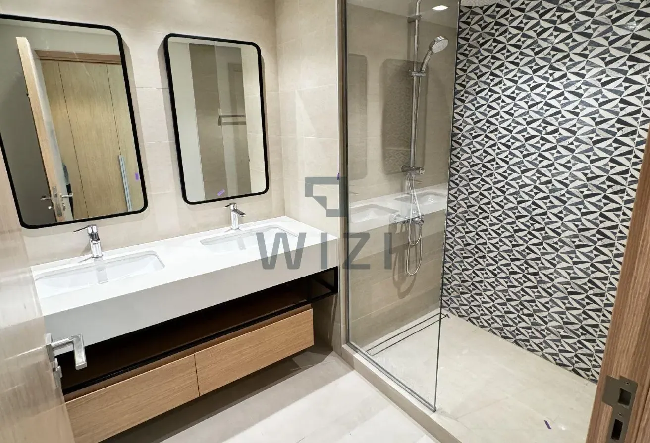 Spacious Layout | Partial Sea View | Mid Floor