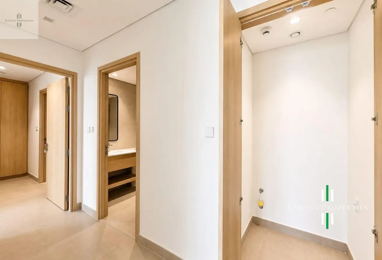 BURJ KHALIFA VIEW | SPACIOUS 2BHK | HIGH FLOOR