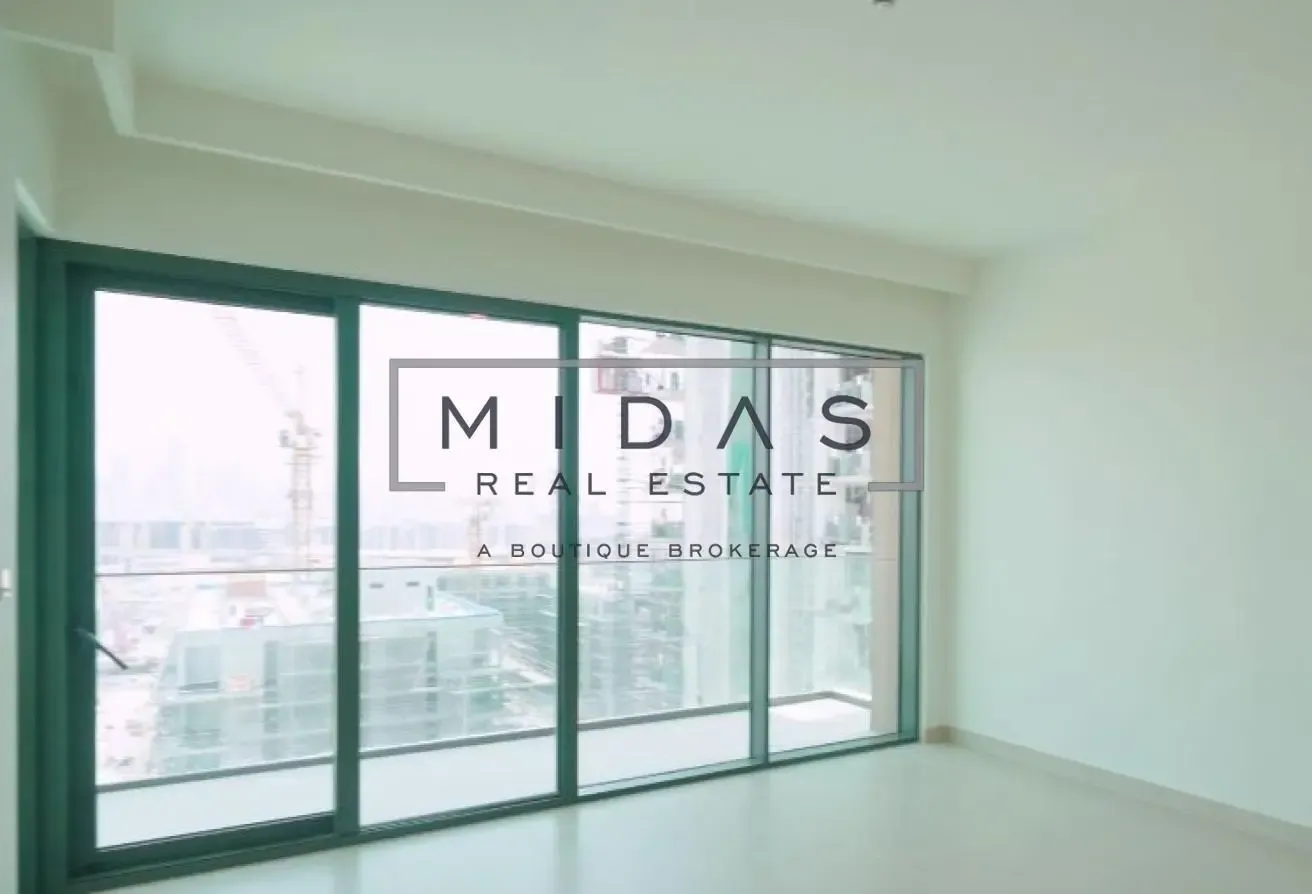 Brand New | Ready to Move in | Prime Location