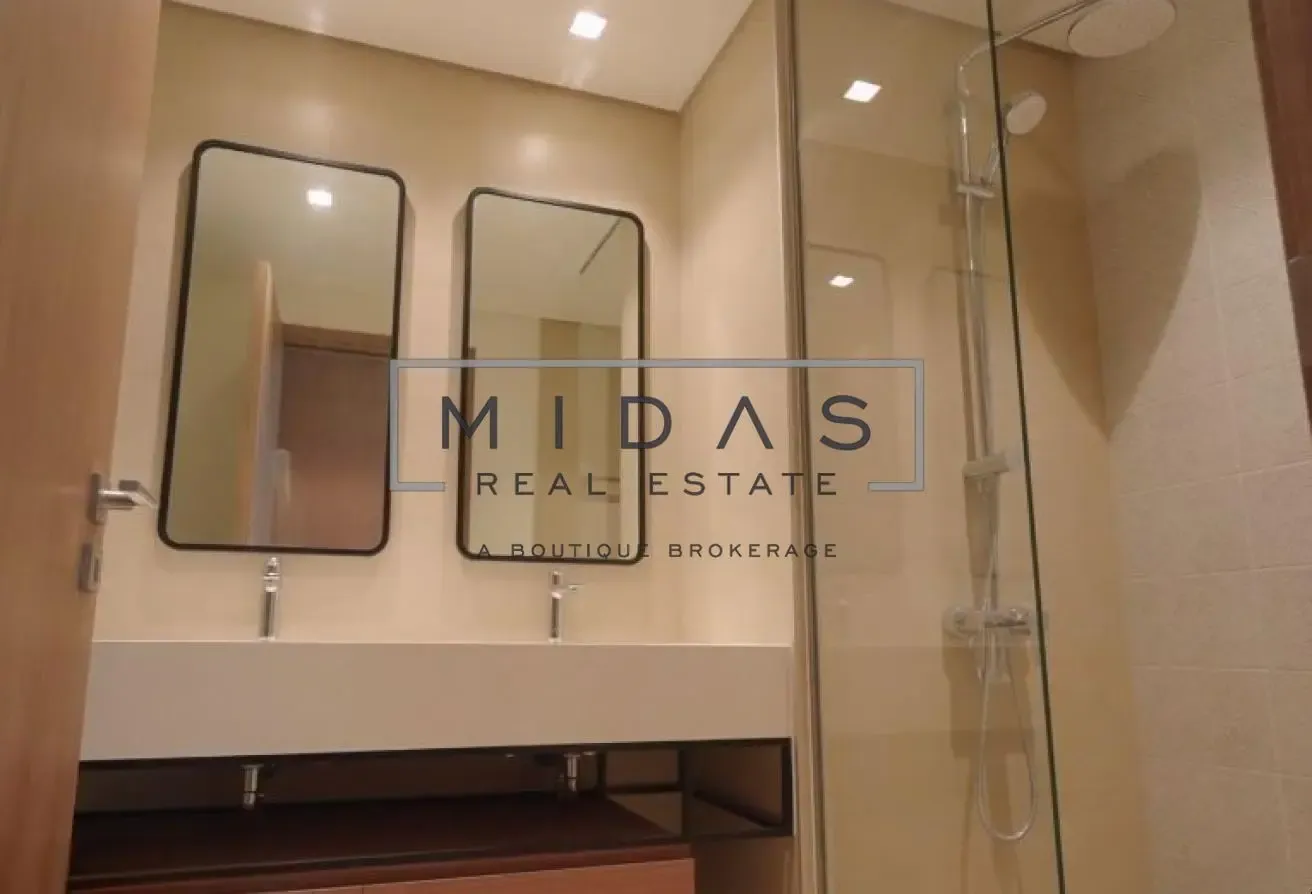 Brand New | Ready to Move in | Prime Location