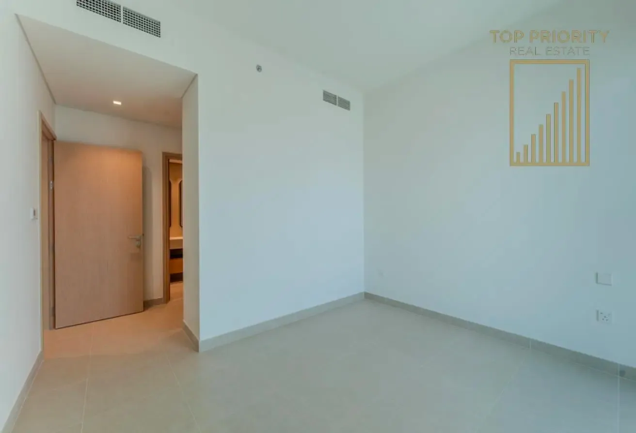 Sea View | Spacious Layout | Unfurnished | Vacant