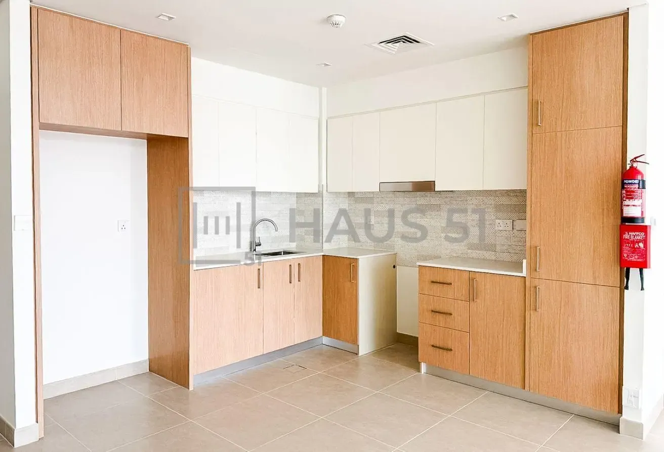 Full Dubai Skyline View | Luxurious | High Floor