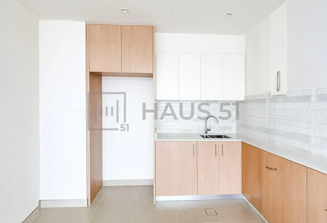 Full Dubai Skyline View | Luxurious | High Floor