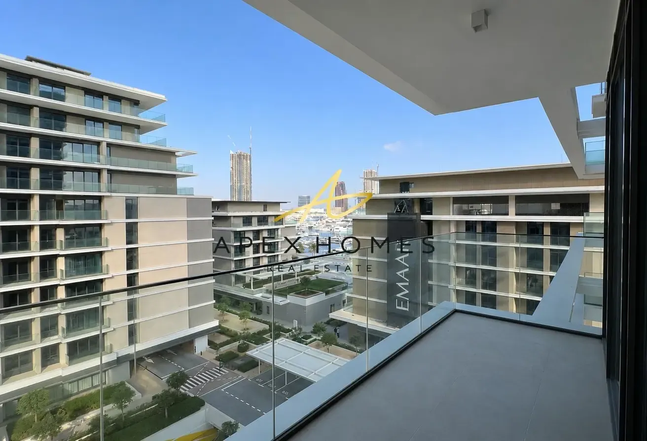 BRAND NEW | STUNNING VIEW | 6 CHEQUES