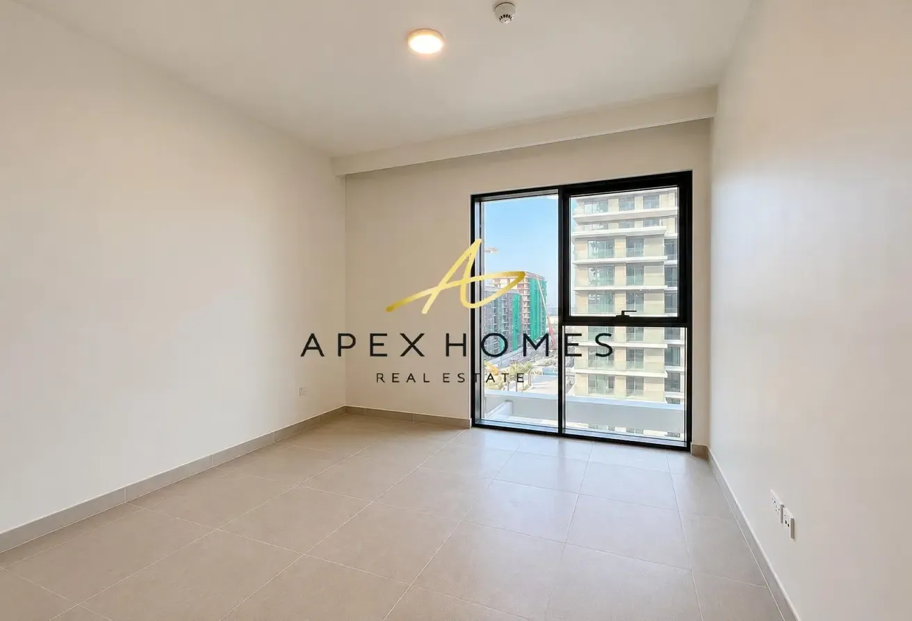 BRAND NEW | STUNNING VIEW | 6 CHEQUES