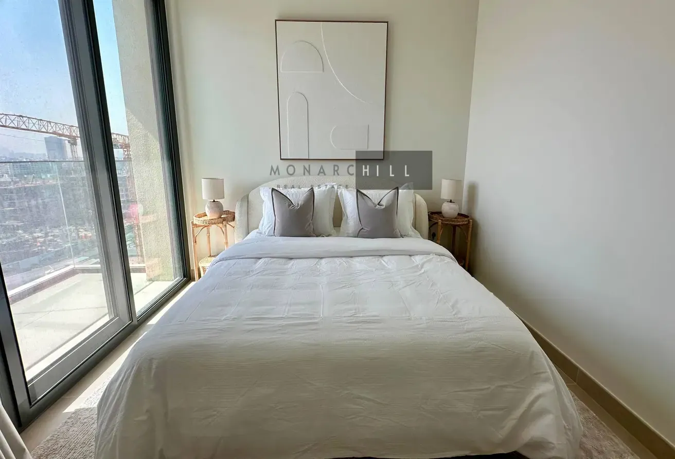 Fully Furnished | High Floor | Stunning Sea & Marina Views