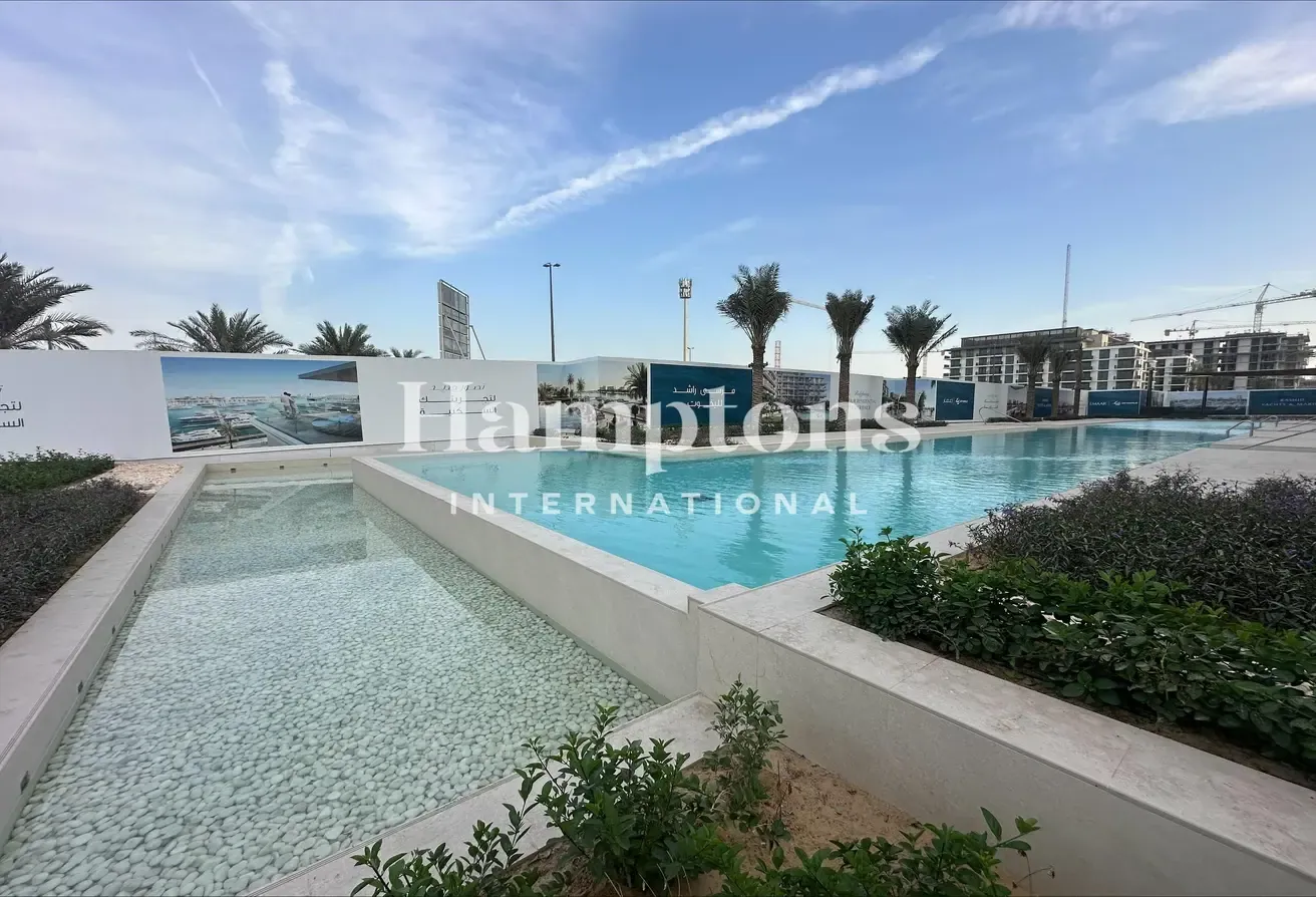 Vastu | Sea | Open Mina Rashid RYM | Plus Laundry