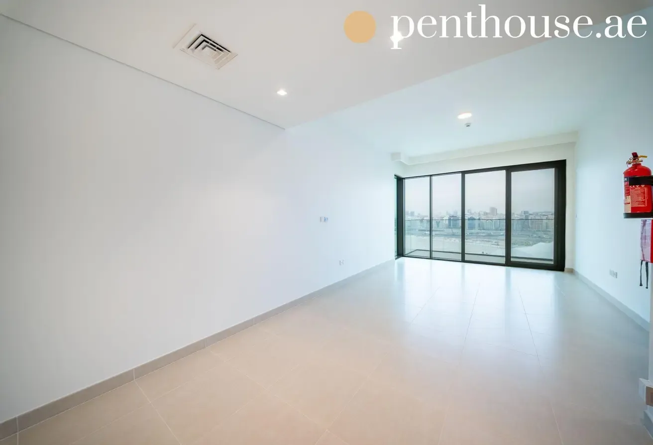 Sea View | Amazing Layout | Marina Lifestyle