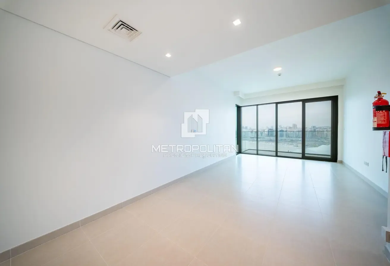 Sea View | Amazing Layout | Marina Lifestyle