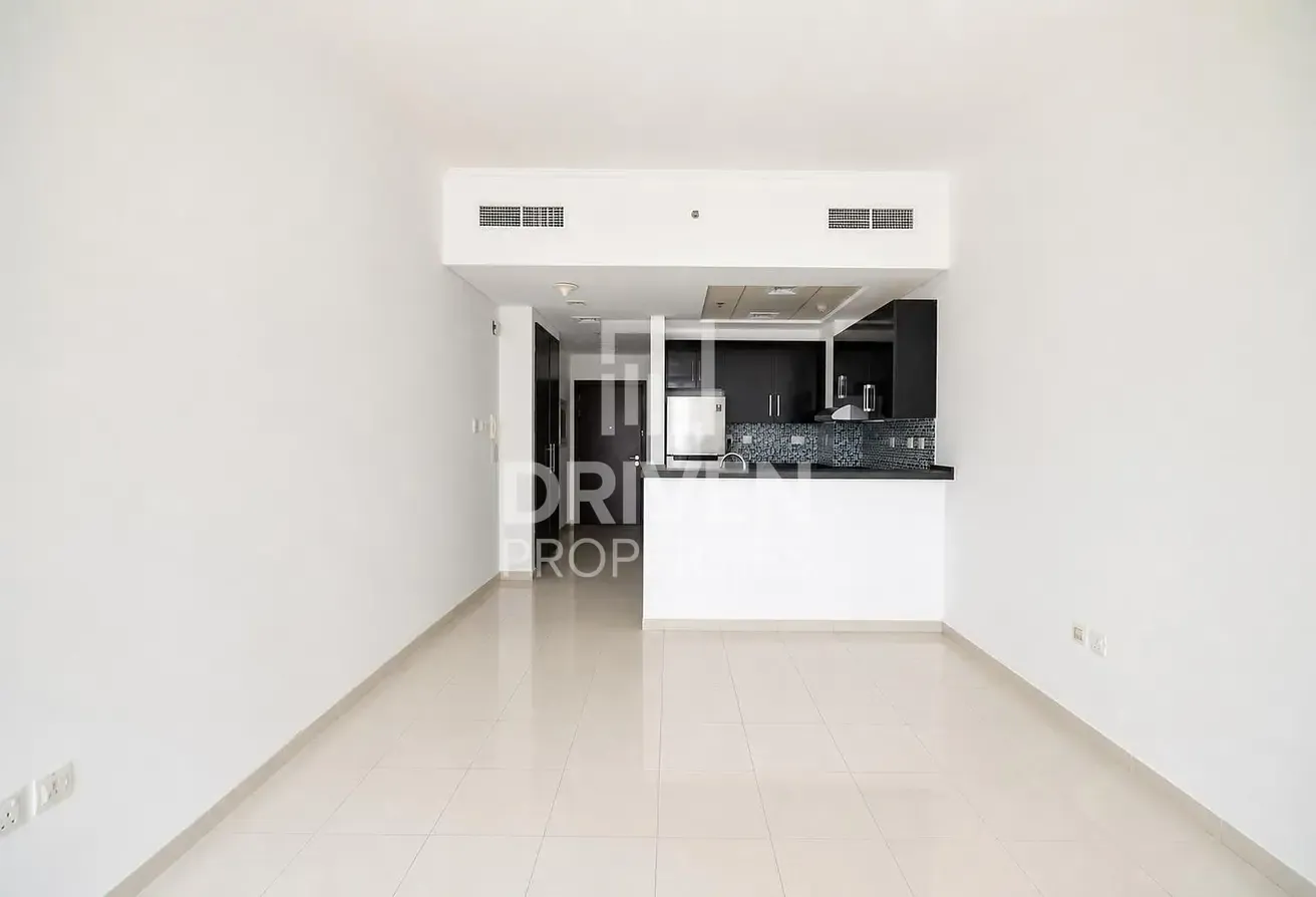 High End Unit | Top Location | Marina View