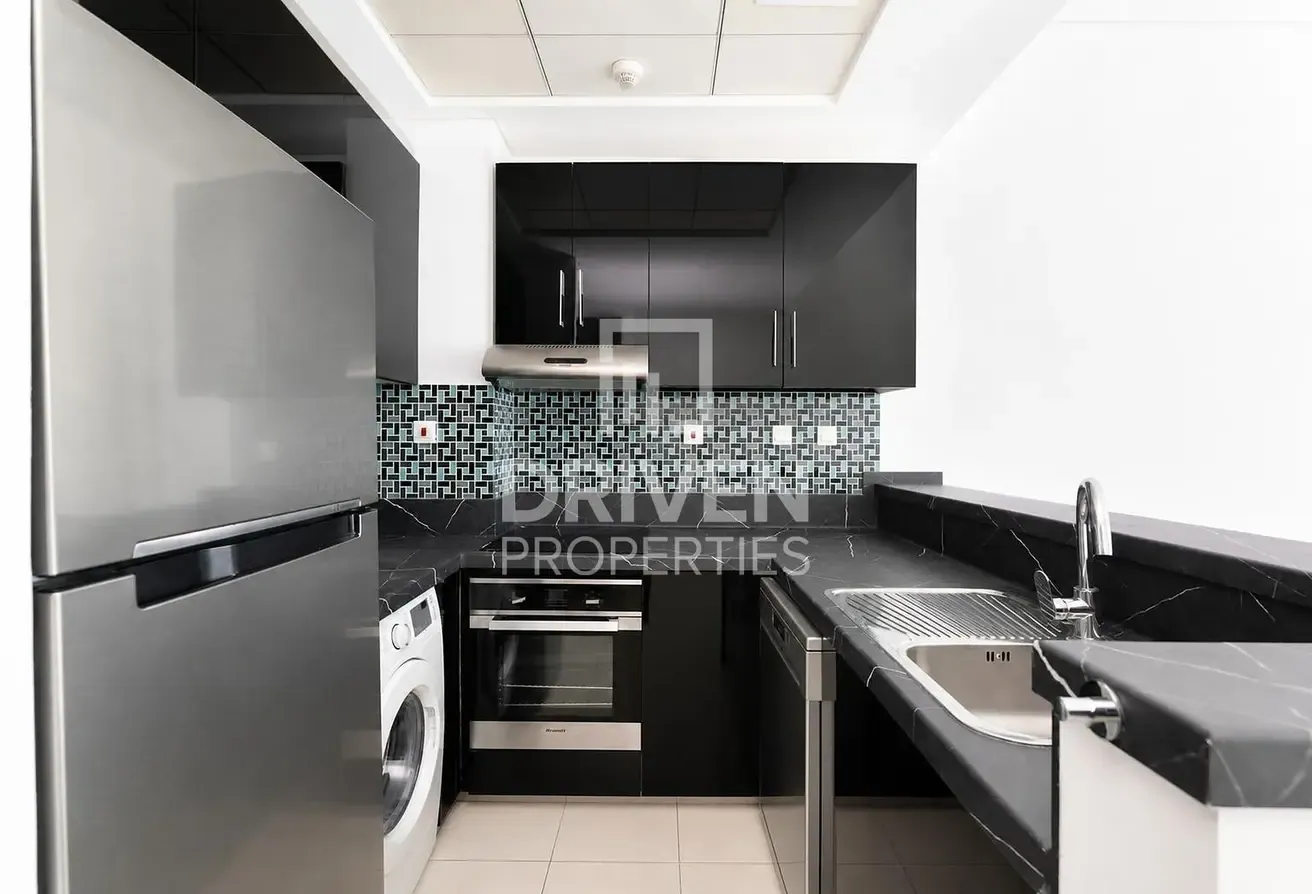 High End Unit | Top Location | Marina View