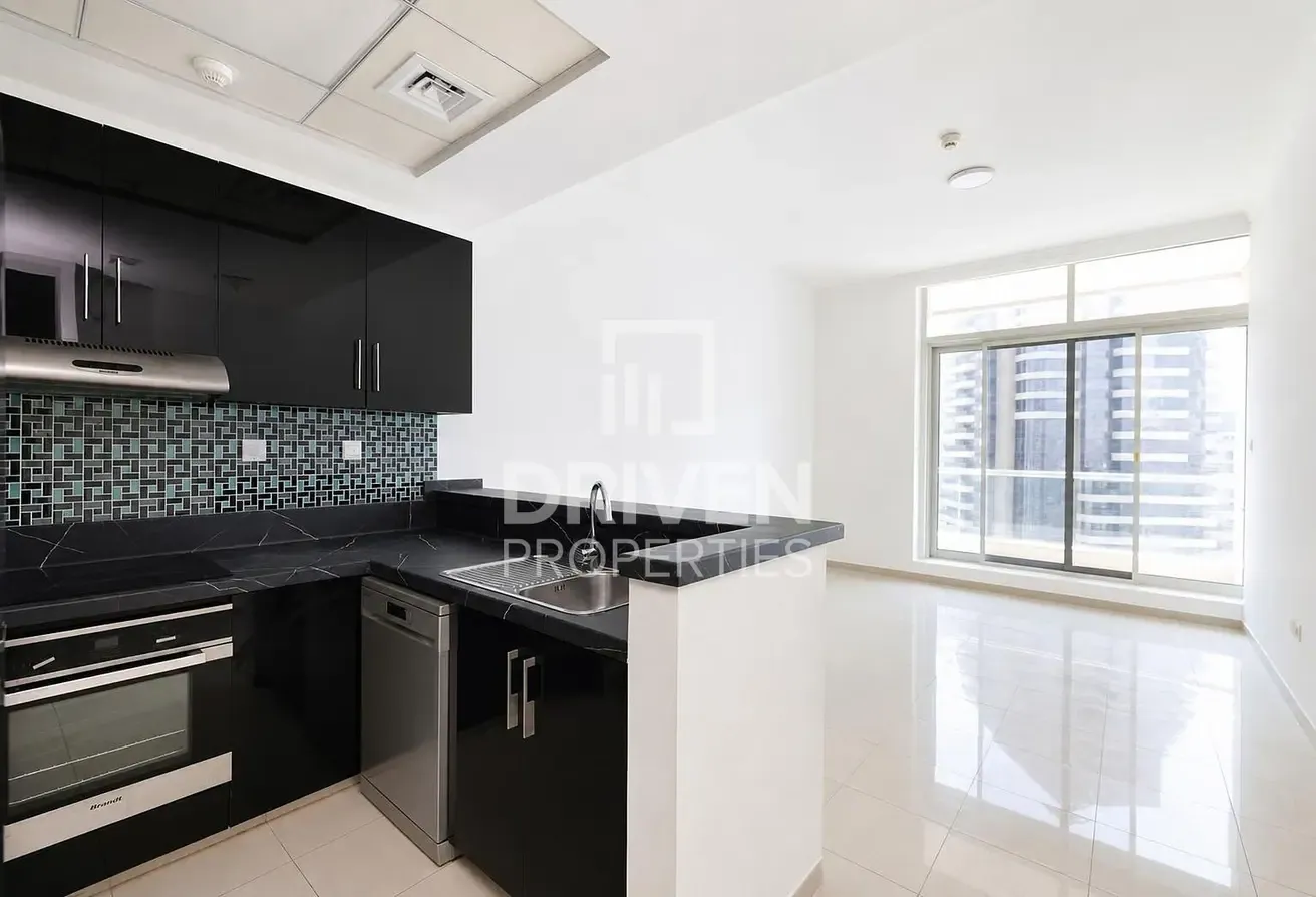 High End Unit | Top Location | Marina View