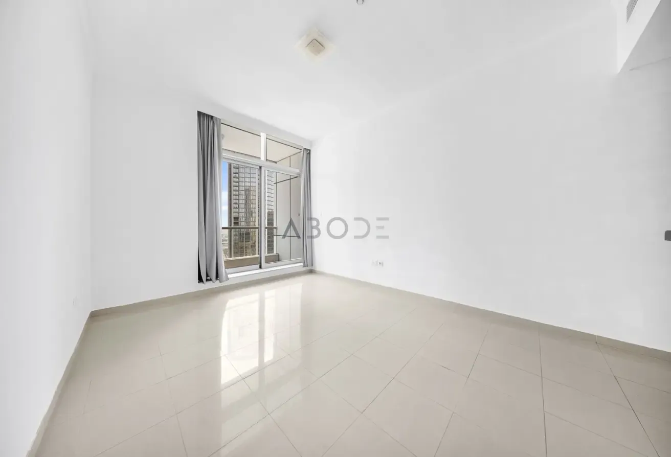 Studio | Marina View | High Floor | Botanica Tower