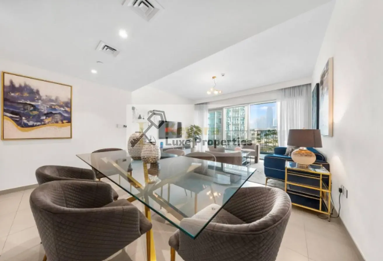 LUXURY LIVING | BURJ KHALIFA VIEW | VACANT