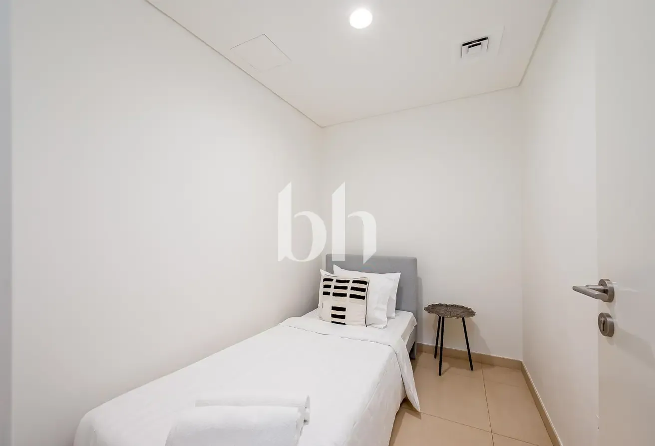 3BHK Apartment | Low Floor | For Rent | View Today