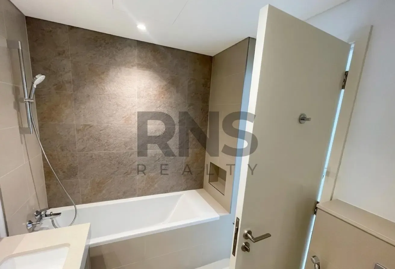 Fully Furnished | High Floor | Zaabeel View
