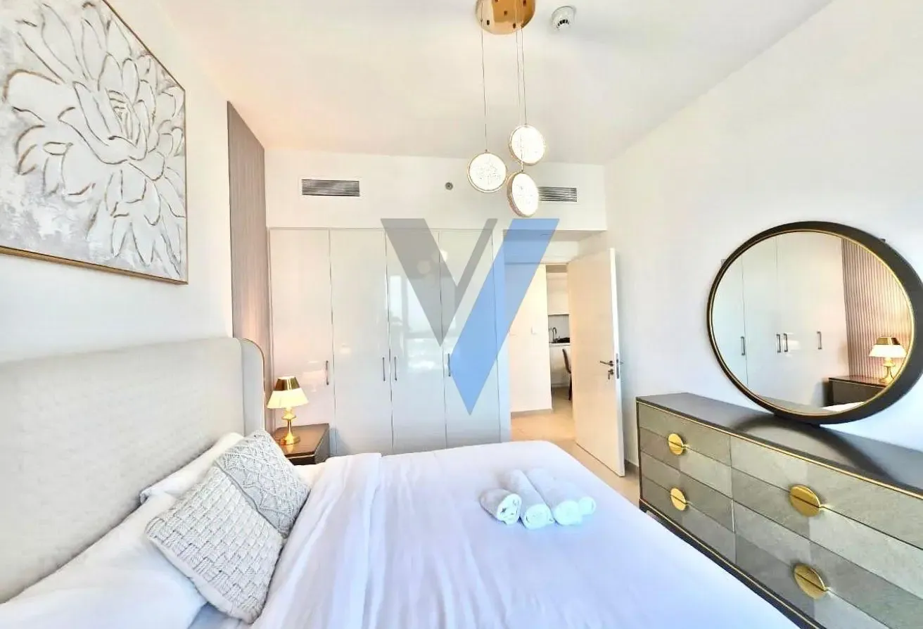 Spacious | Mid Floor | Fully Furnished | Vacant